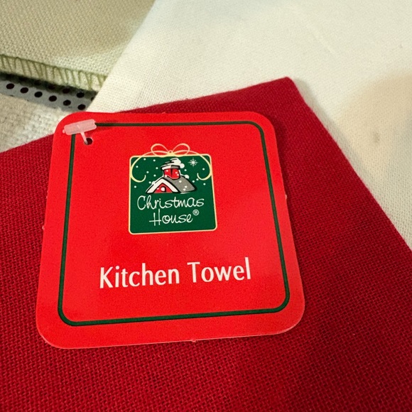 Holiday Bundle 5 Hand Towels, 1Oven Mitt, & 1 Pot Holder - Picture 8 of 12